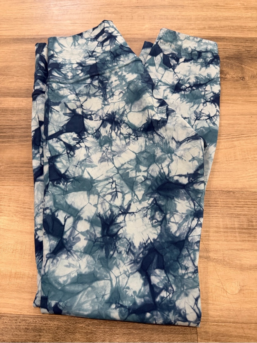 Lululemon Wunder Under High-Rise Leggings – Dual Shibori Blue Tie Dye – Size 4 - Picture 9 of 9